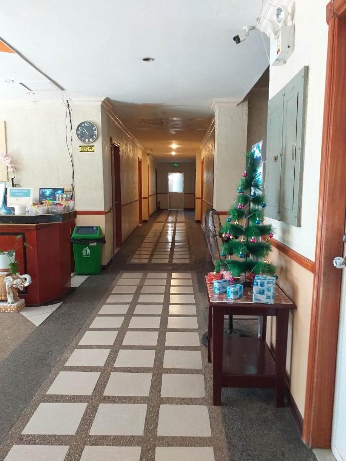 מקטאן Mactan Airport Hilltop Hotel מראה חיצוני תמונה