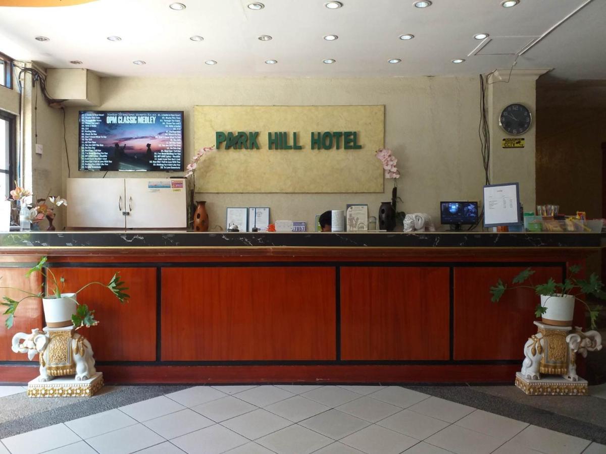 מקטאן Mactan Airport Hilltop Hotel מראה חיצוני תמונה