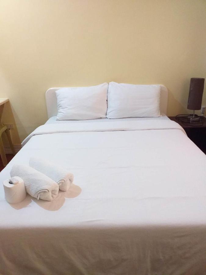 מקטאן Mactan Airport Hilltop Hotel מראה חיצוני תמונה